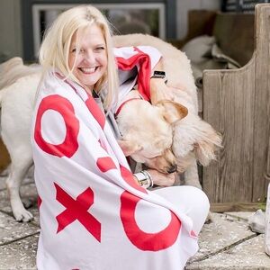 Cozy Face to Face XOXO Luxe Thin Cotton Knit Throw Blanket